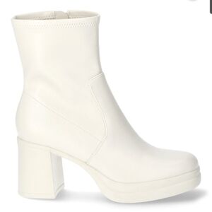 No Boundaries Cream Heeled Boots